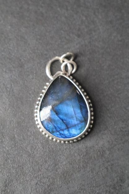 Labradorite Pendant
